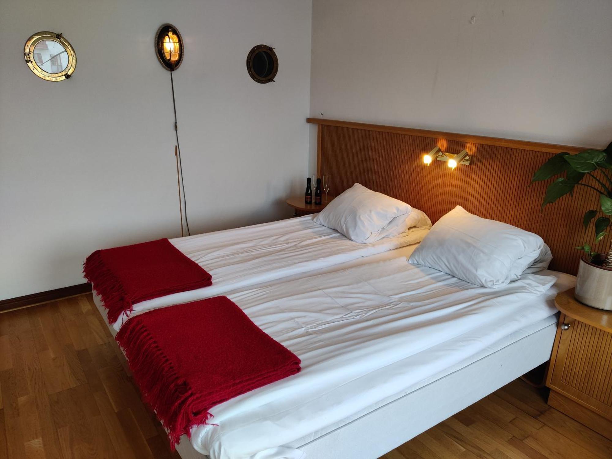 Hotell Hotell City 3*